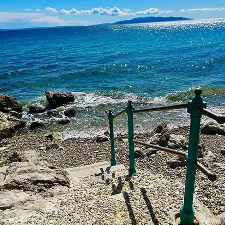 Apartment Sunshine Mary Opatija